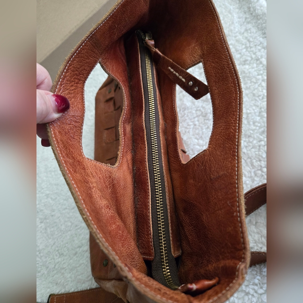Bed Stu Cognac Orchid Woven Hand Bag - Picture 6 of 16